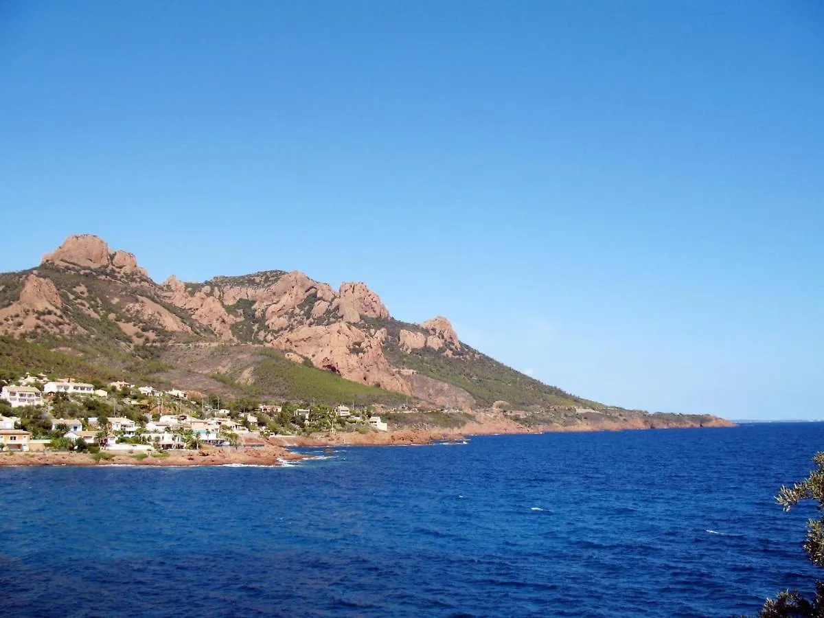 Apartment Village Cap Esterel - Les Bastides-2 By Interhome Saint-Raphaël