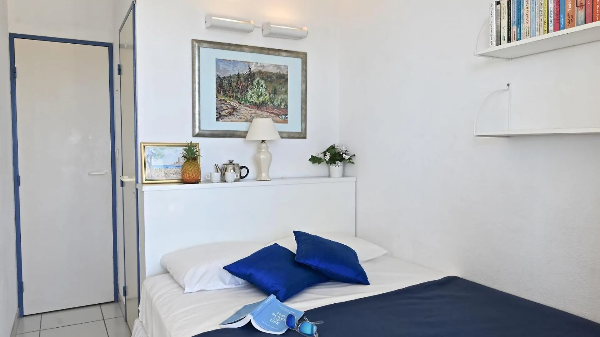 Apartment Village Cap Esterel - Les Bastides-2 By Interhome Saint-Raphael  0*, Saint-Raphael (Var)