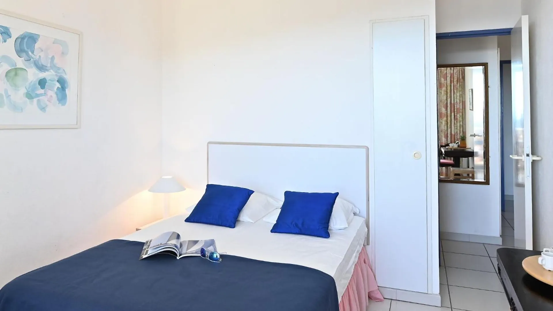 Apartment Village Cap Esterel - Les Bastides-2 By Interhome Saint-Raphael