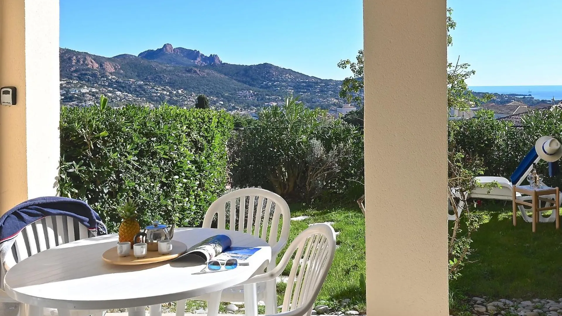 Apartment Village Cap Esterel - Les Bastides-2 By Interhome Saint-Raphael